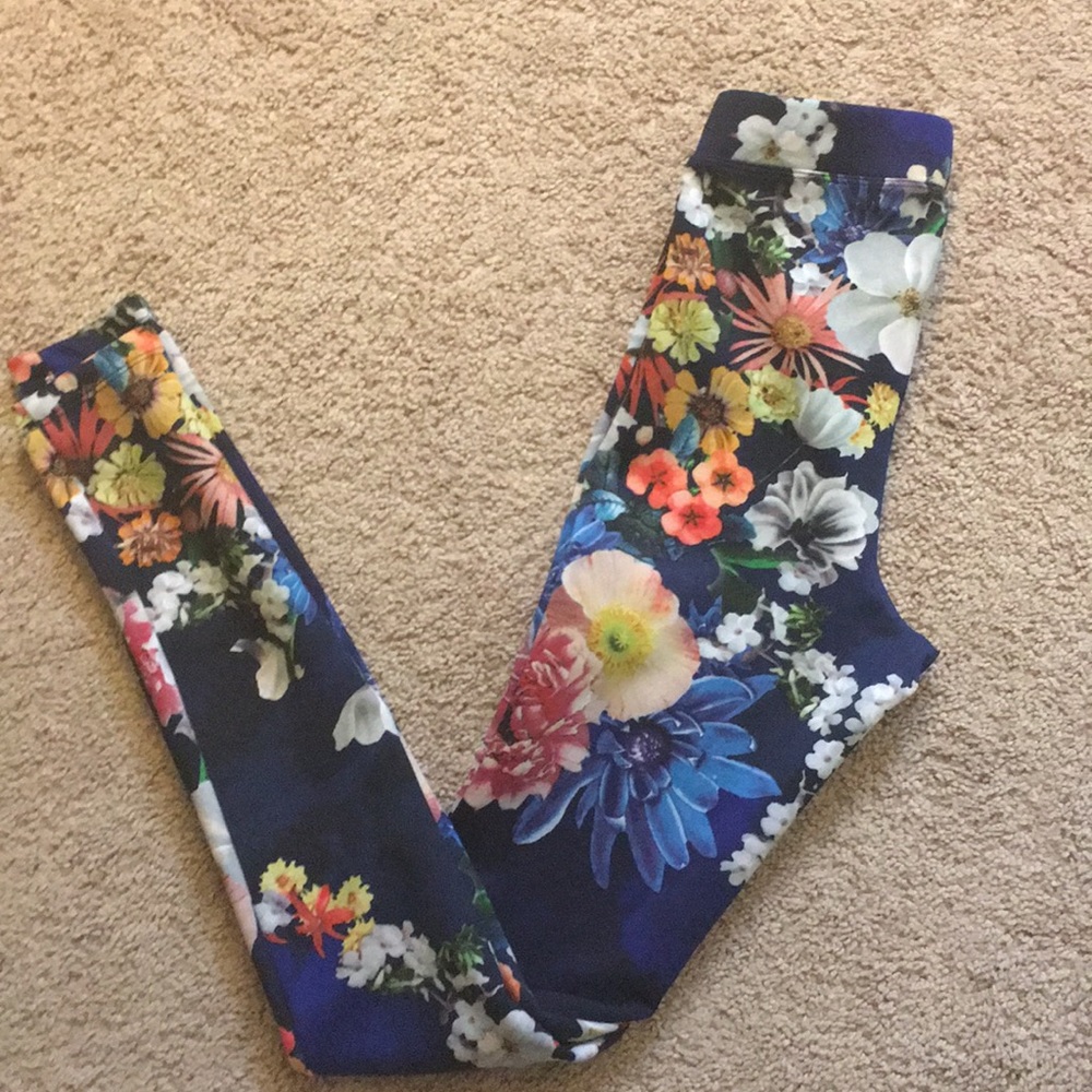 Express flowers laggings